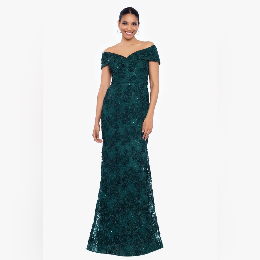 Xscape “Jill” Off-Shoulder Sequin Lace Maxi Dress in Emerald. Size 10. NWOT